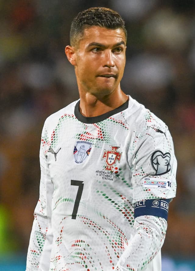 Cristiano Ronaldo - Athlete with unconfirmed hair transplant