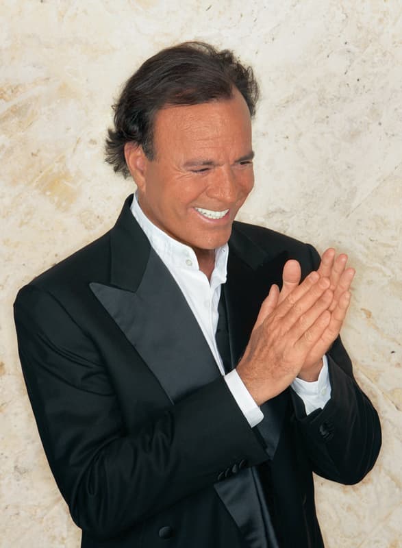 Julio Iglesias - Musician with unconfirmed hair transplant