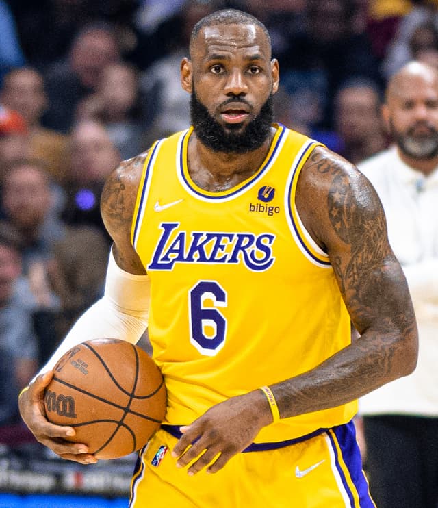 LeBron James - Athlete with unconfirmed hair transplant