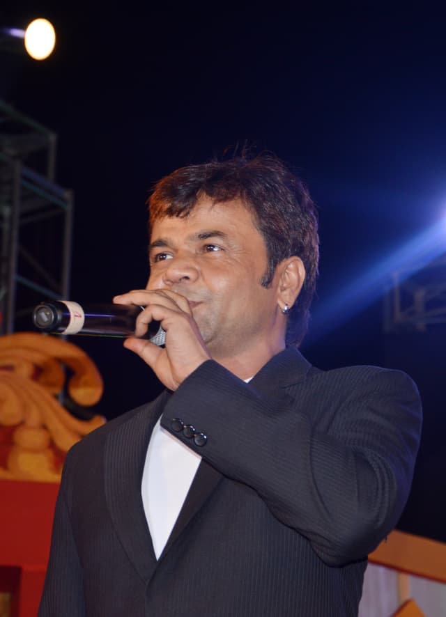 Rajpal Yadav - Actor with unconfirmed hair transplant