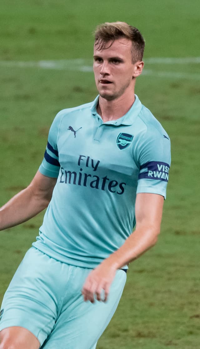 Rob Holding - Athlete with confirmed hair transplant