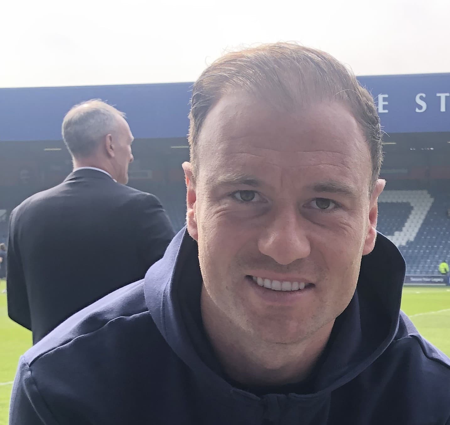 Ashley Barnes - Athlete hair transplant