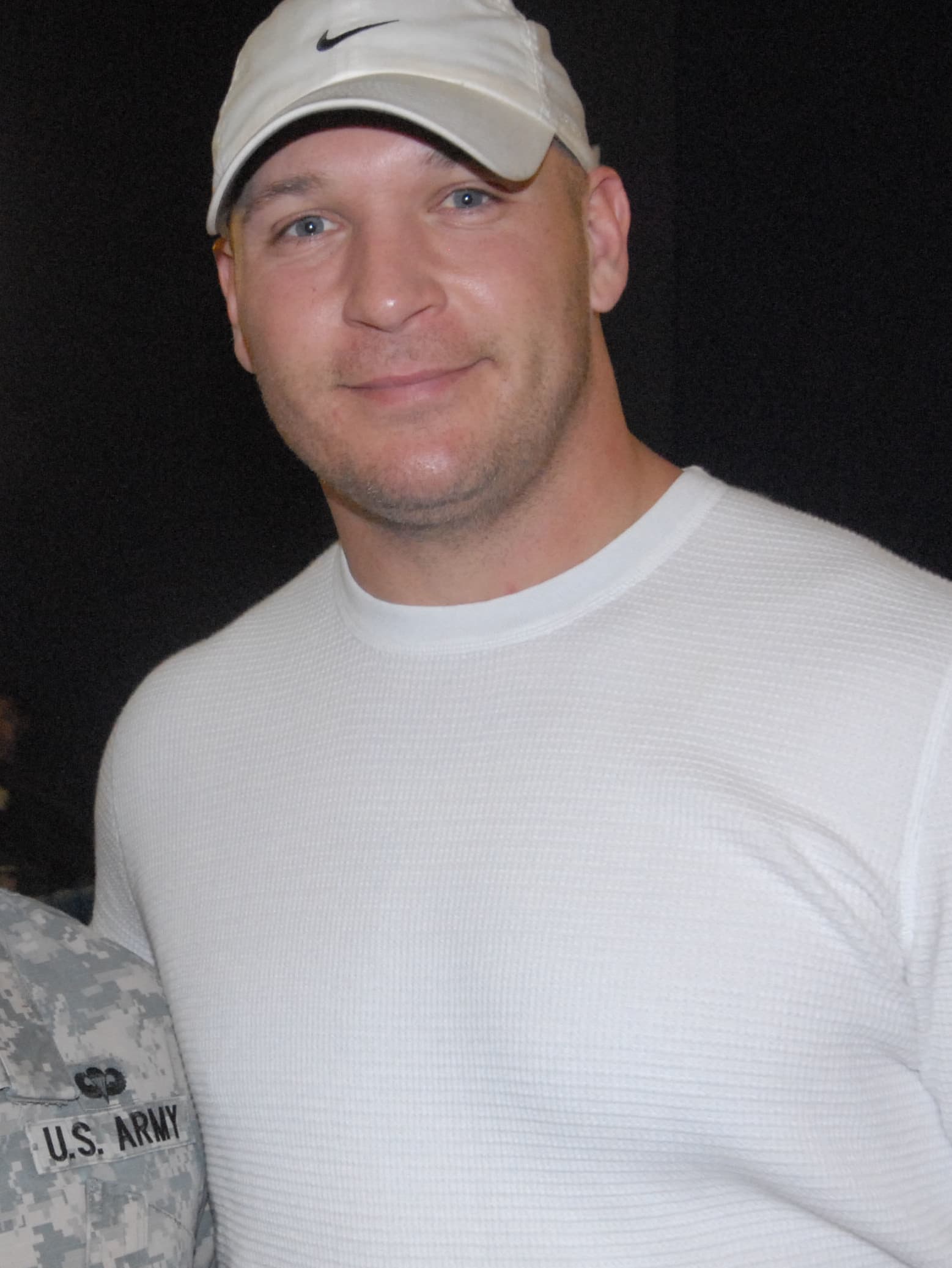 Brian Urlacher - Athlete with confirmed hair transplant