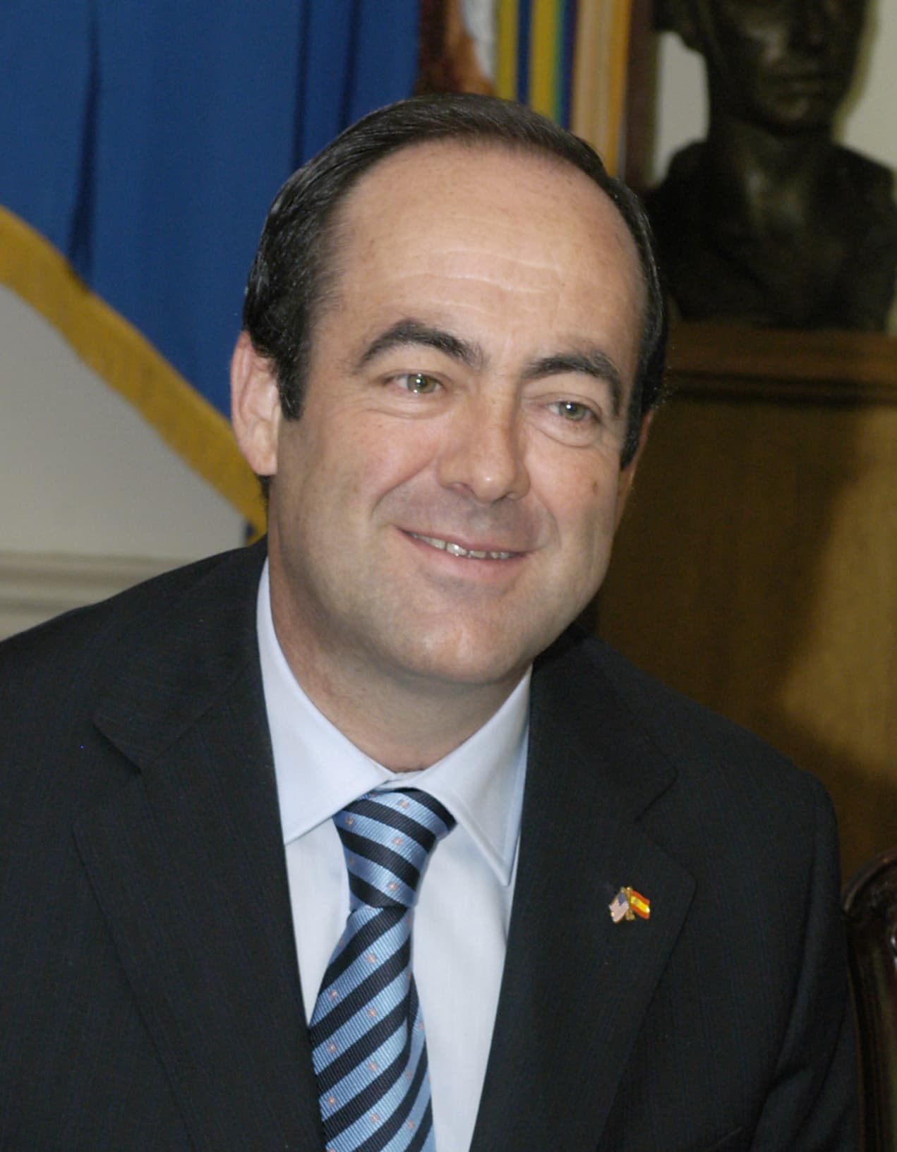 José Bono - Public Figure hair transplant