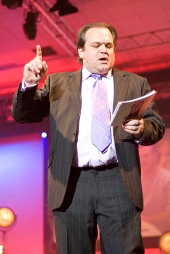 Shaun Williamson - Actor hair transplant