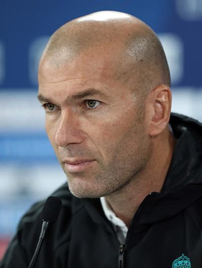 Zinedine Zidane - Athlete hair transplant