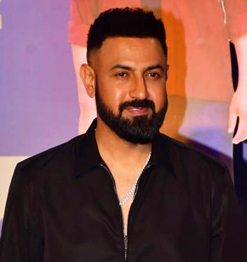 Gippy Grewal - Actor hair transplant