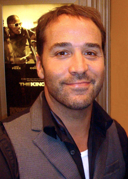 Jeremy Piven - Actor hair transplant