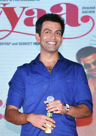 Prithviraj Sukumaran - Actor hair transplant